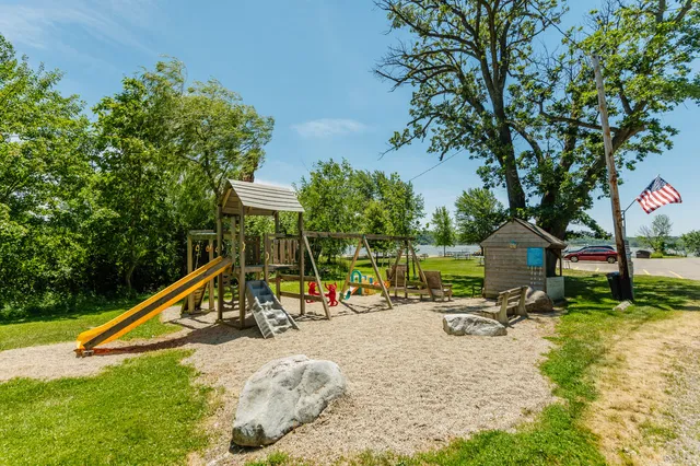 $179,900 | W3772 Alder Drive, Geneva, WI 53147