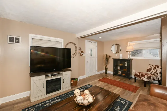 $179,900 | W3772 Alder Drive, Geneva, WI 53147