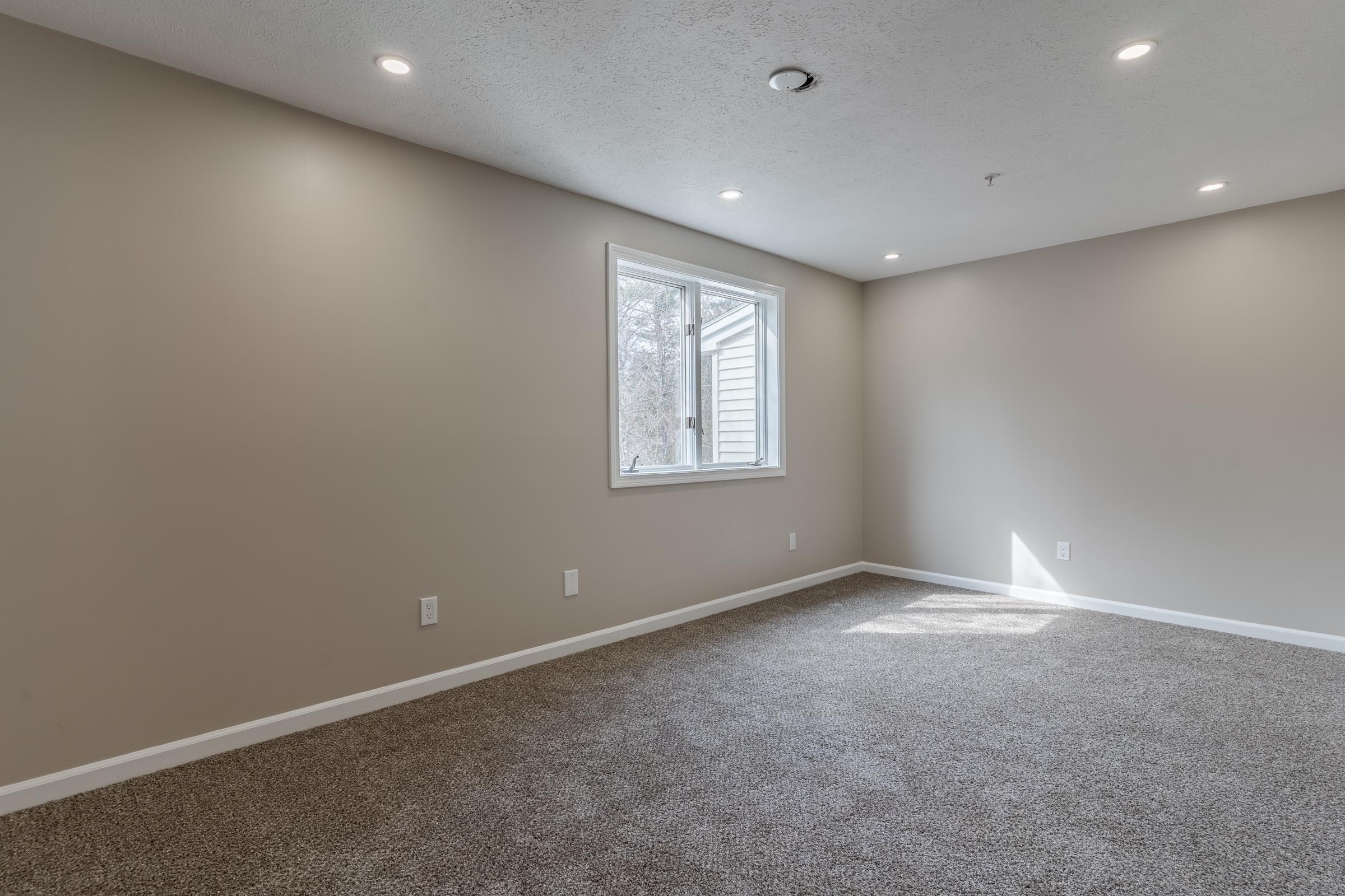 57 Dunns Bridge Lane Dover, NH 03820 - Photo 13 of 23