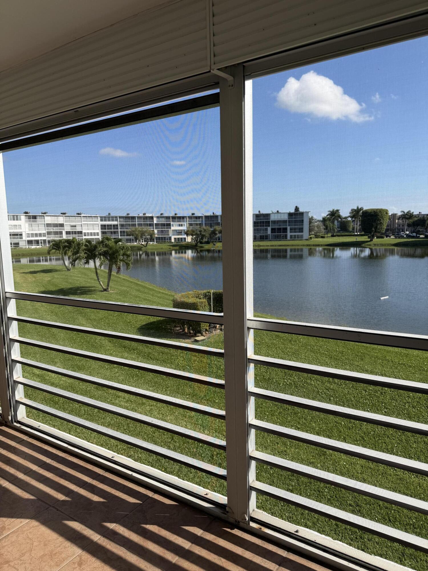 2029 Exeter Boca Raton, FL 33434 - Photo 14 of 20 IMG_1910