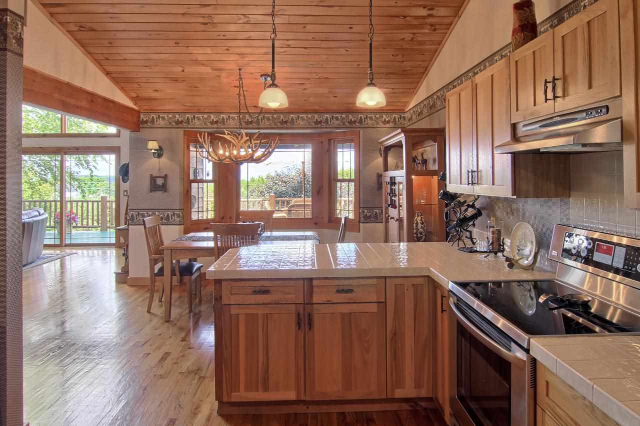 9506 Deal Road Williamsburg, MI 49690 - Photo 22 of 38 1791160-21.JPG