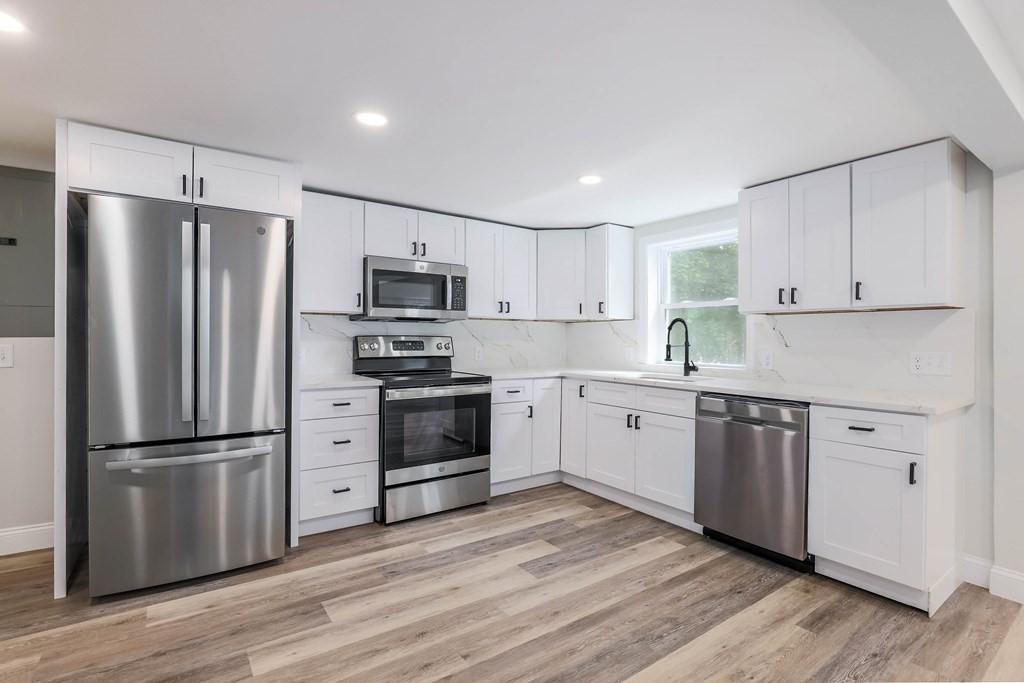 71 Park Road Charlton, MA 01507 - Photo 21 of 42