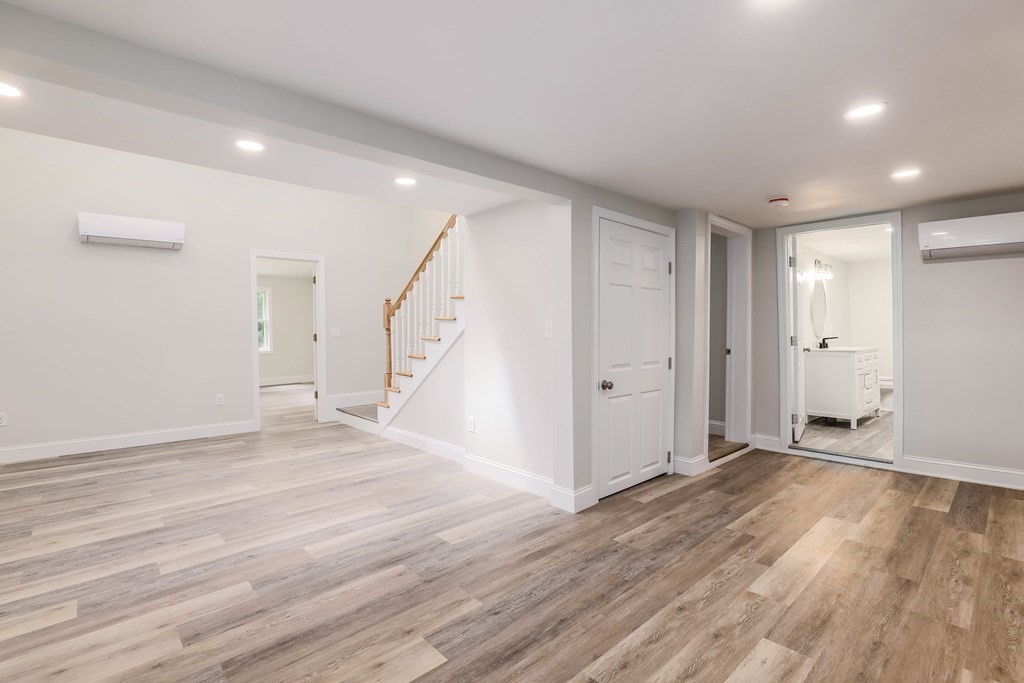 71 Park Road Charlton, MA 01507 - Photo 23 of 42
