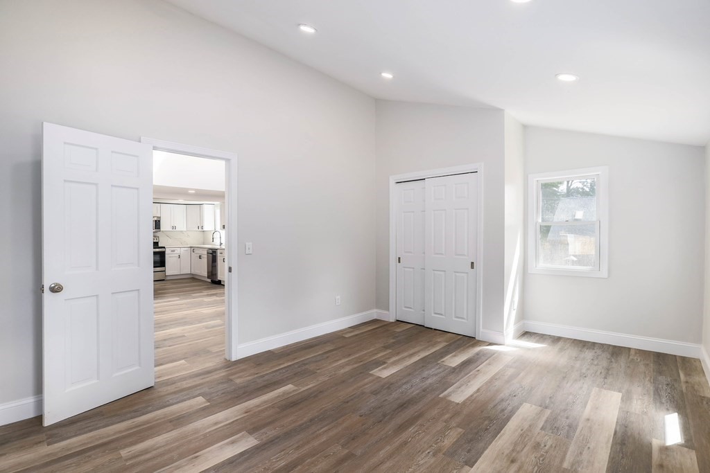 71 Park Road Charlton, MA 01507 - Photo 30 of 42