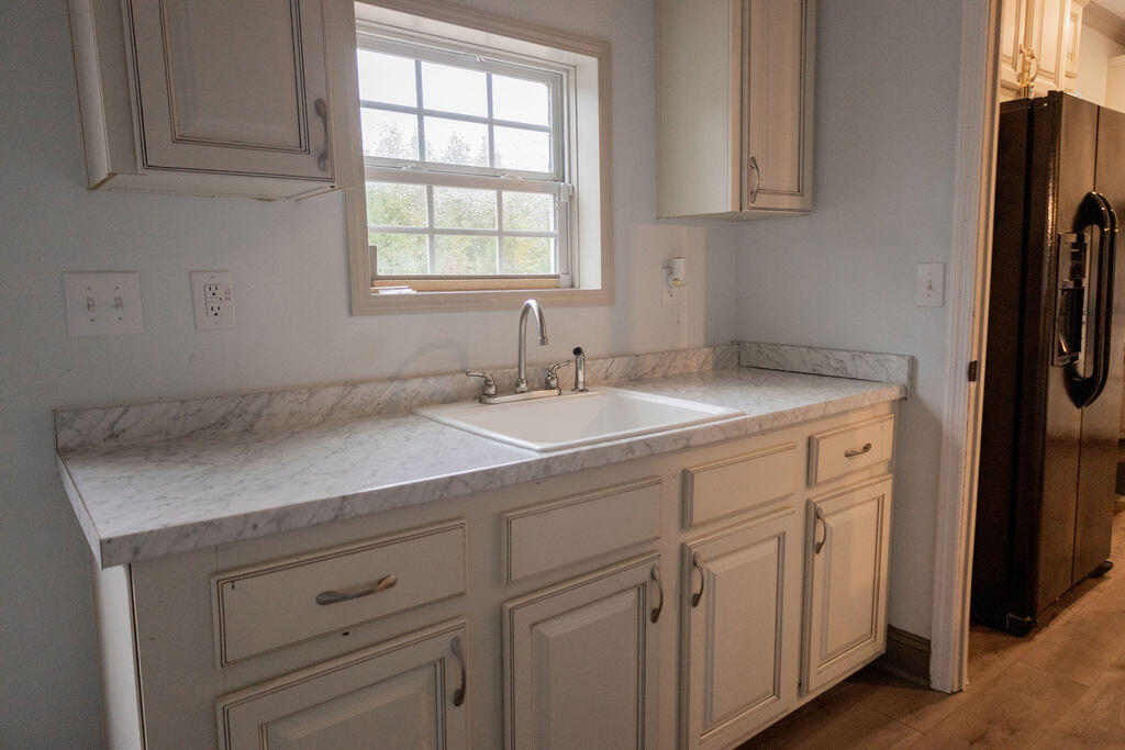 385 Bachelor Hill Road Walterboro, SC 29488 - Photo 15 of 30 Laundry