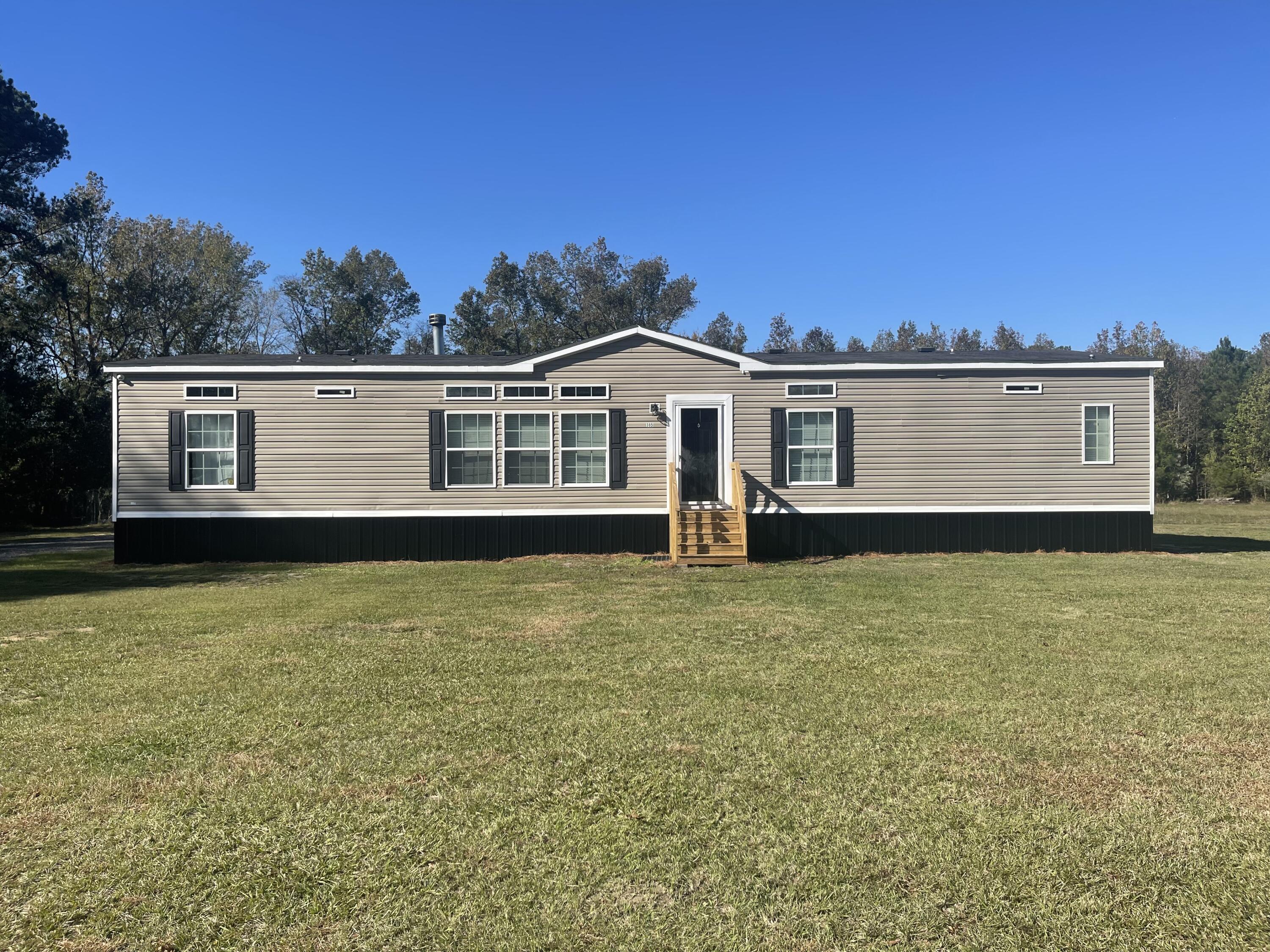385 Bachelor Hill Road Walterboro, SC 29488 - Photo 5 of 30 E9B9722C-71C6-4068-BF61-CEF24278CB11