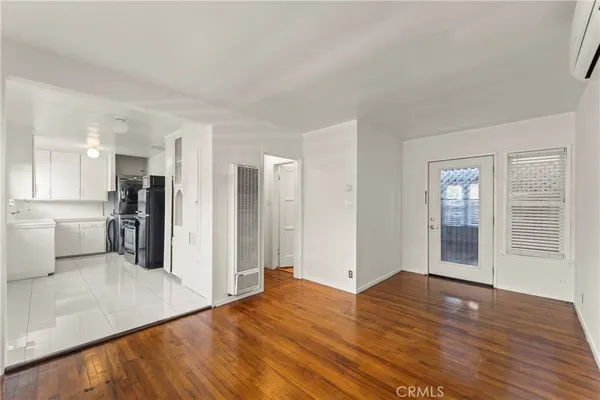 $3,400 | 425 Venice Way, Unit 1/2, Venice, CA 90291