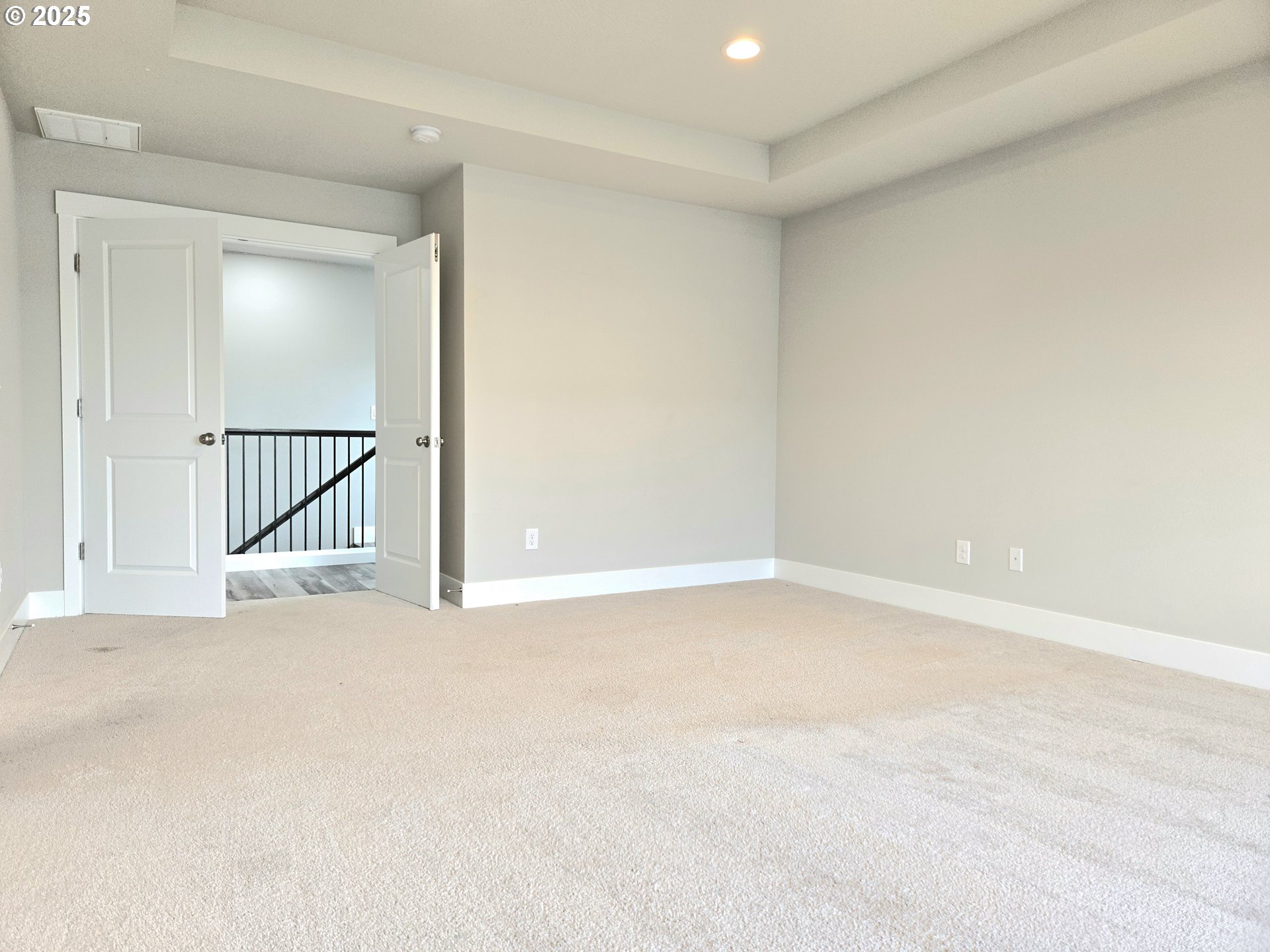 8524 North 1st Street Ridgefield, WA 98642 - Photo 22 of 48 a view of an empty room