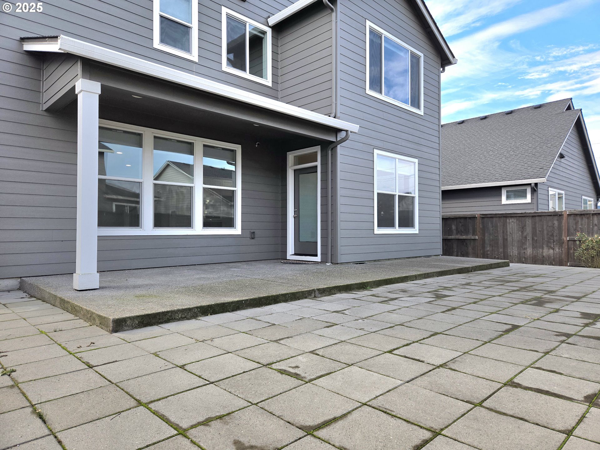 8524 North 1st Street Ridgefield, WA 98642 - Photo 45 of 48 a front view of a house with a yard