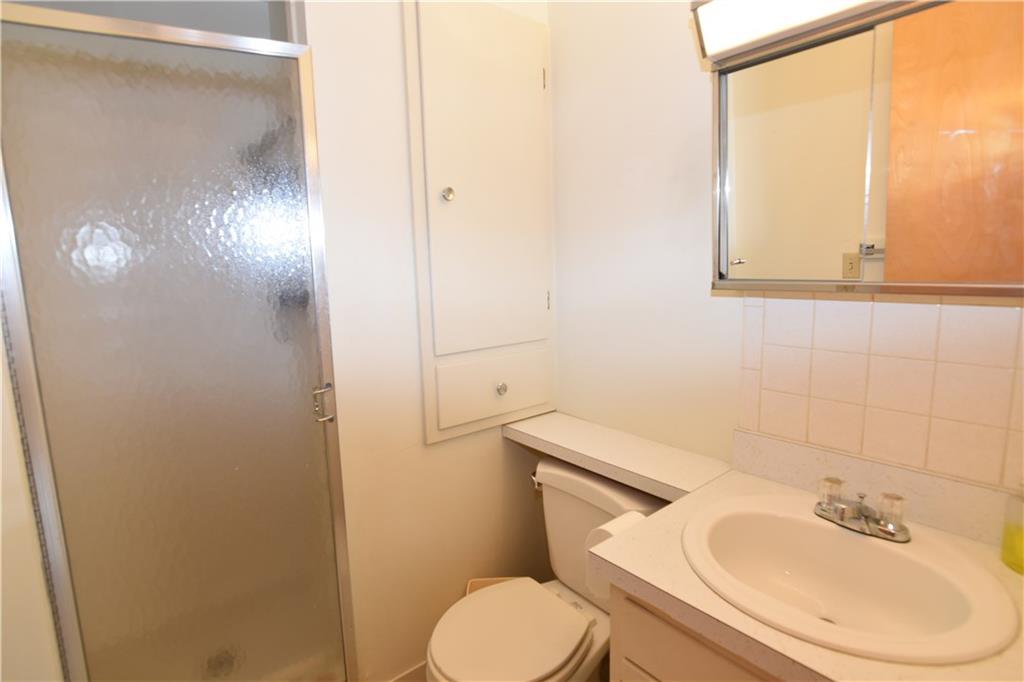 3040 Taylor Road Columbus, IN 47203 - Photo 13 of 19 Gallery Image 13