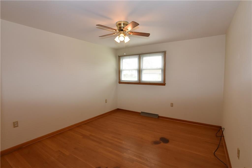 3040 Taylor Road Columbus, IN 47203 - Photo 16 of 19 Gallery Image 16
