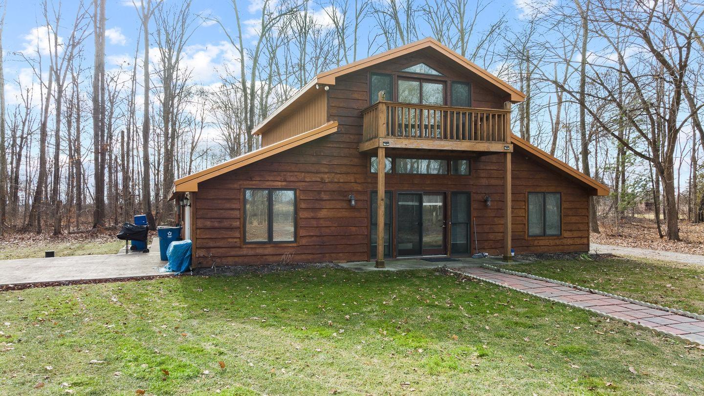 8209 Coverdale Road Fort Wayne, IN 46809 - Photo 1 of 32
