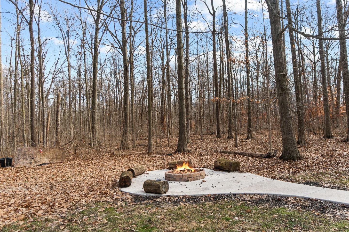 8209 Coverdale Road Fort Wayne, IN 46809 - Photo 14 of 32