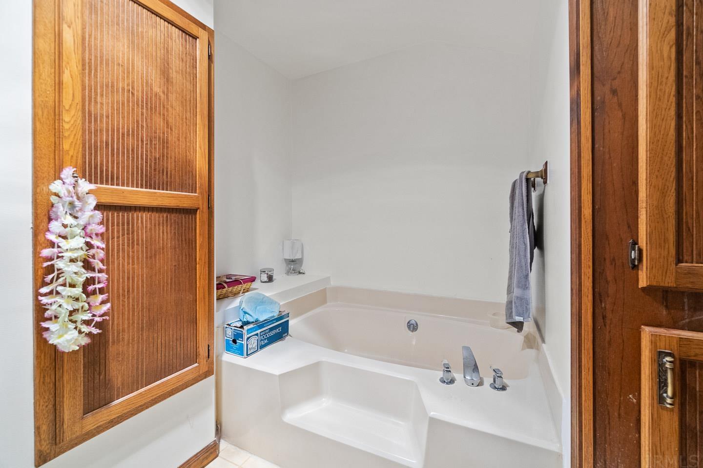 8209 Coverdale Road Fort Wayne, IN 46809 - Photo 20 of 32
