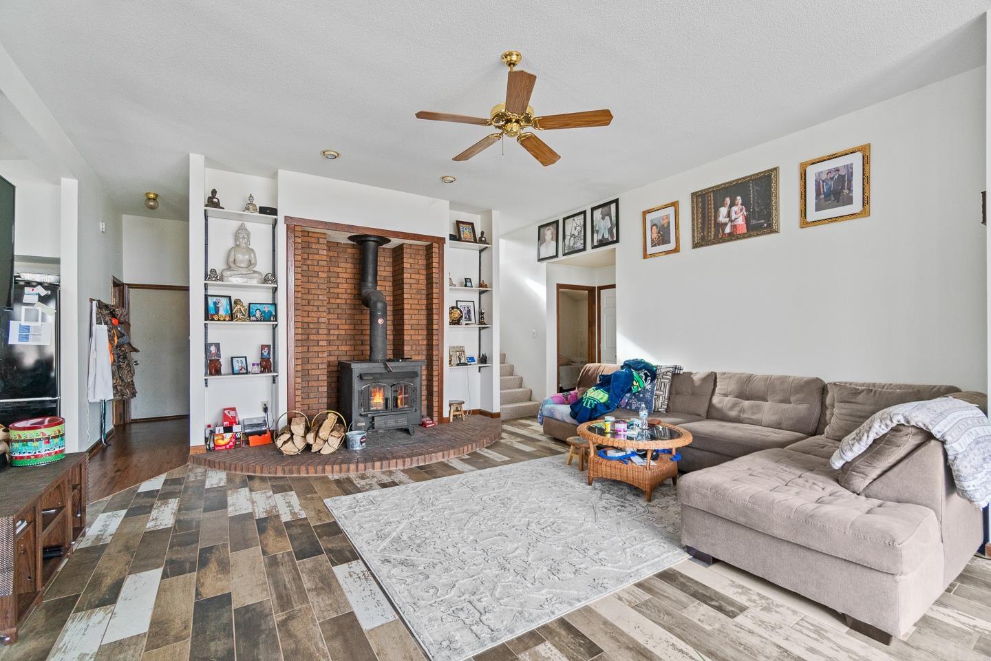 8209 Coverdale Road Fort Wayne, IN 46809 - Photo 5 of 32