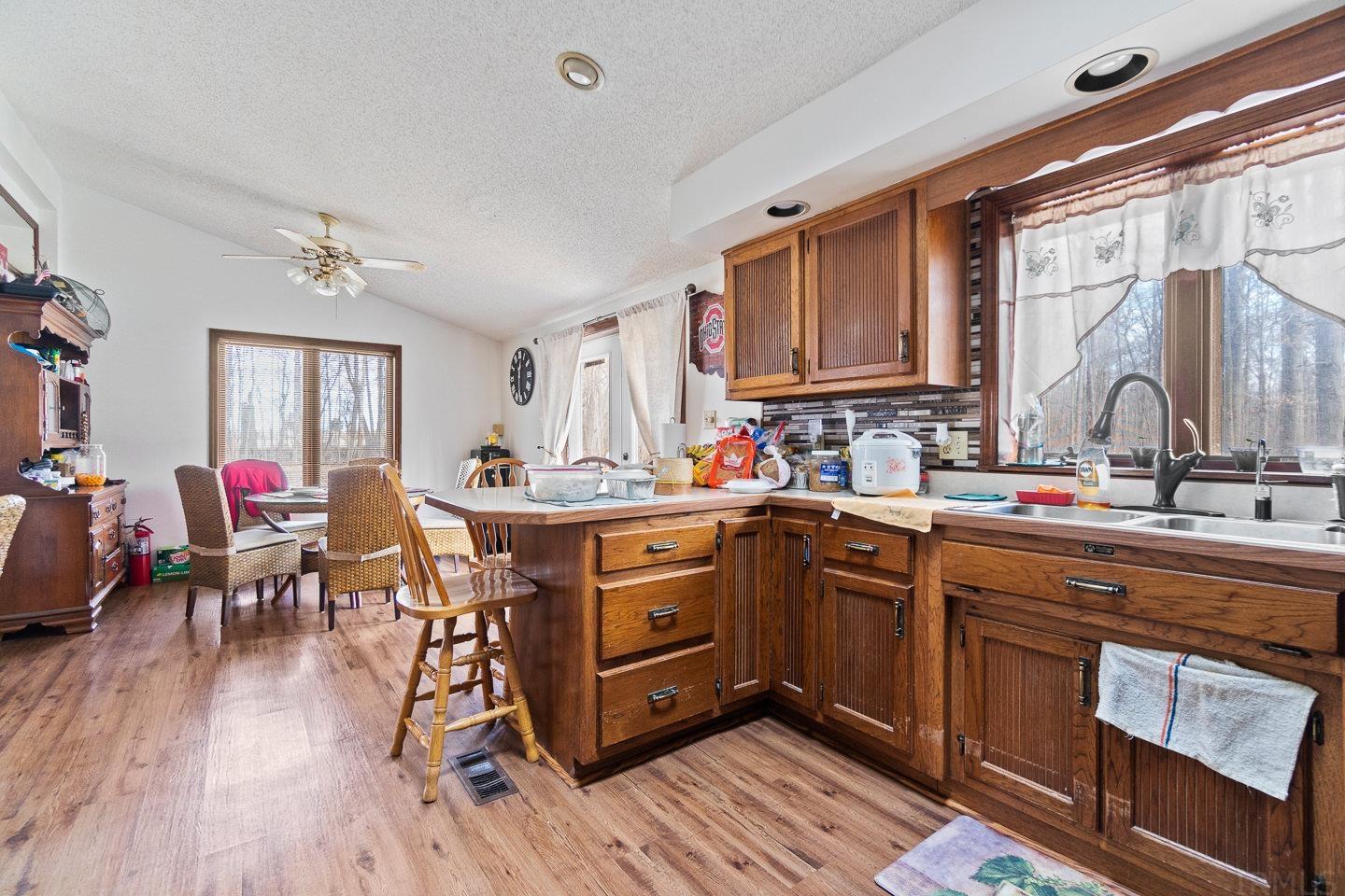8209 Coverdale Road Fort Wayne, IN 46809 - Photo 10 of 32