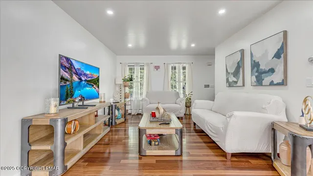 $2,700 | 1136 Sierra Trail, East Stroudsburg, PA 18302