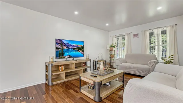 $2,700 | 1136 Sierra Trail, East Stroudsburg, PA 18302