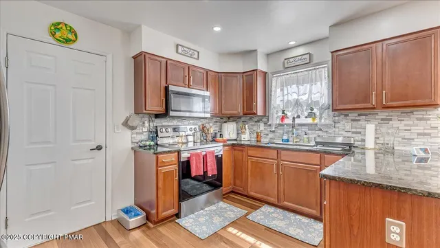 $2,700 | 1136 Sierra Trail, East Stroudsburg, PA 18302