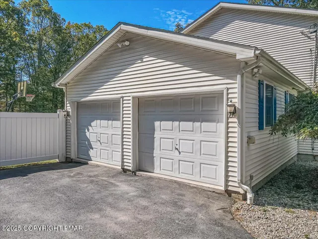 $2,700 | 1136 Sierra Trail, East Stroudsburg, PA 18302