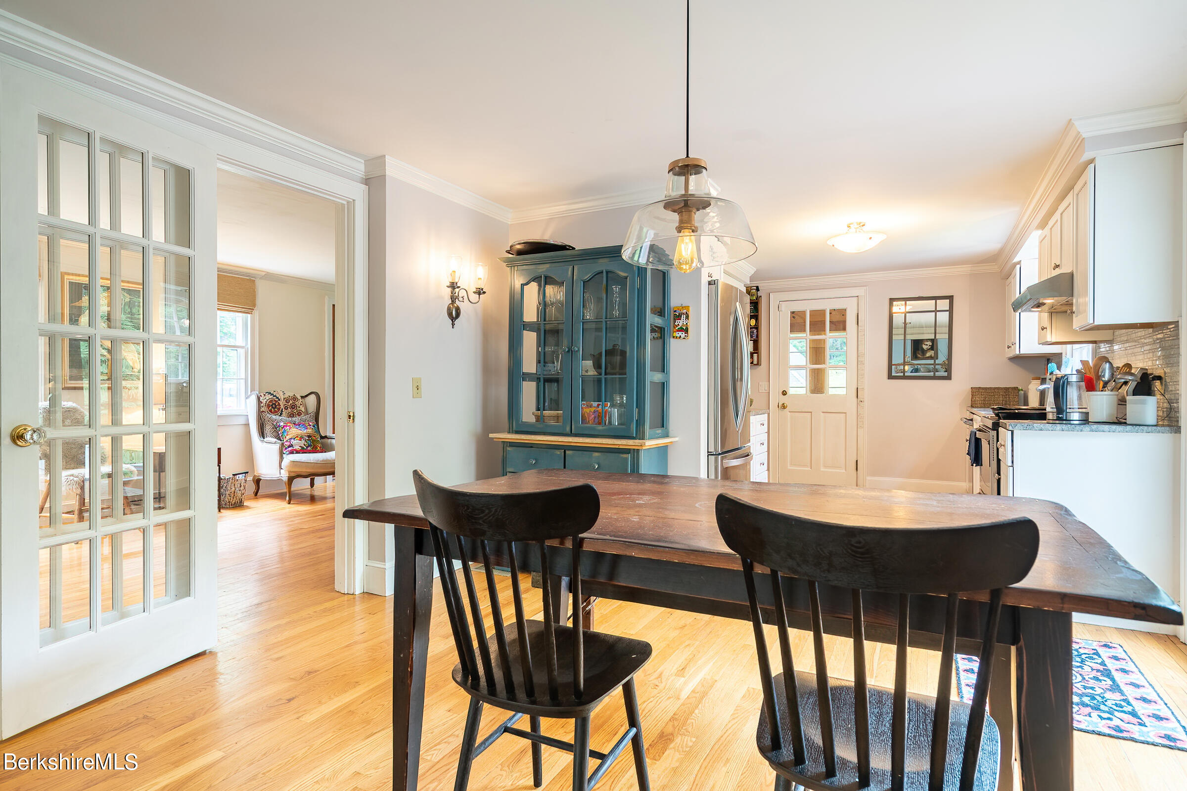 347 South Undermountain Road Sheffield, MA 01257 - Photo 12 of 31 12 dining 3