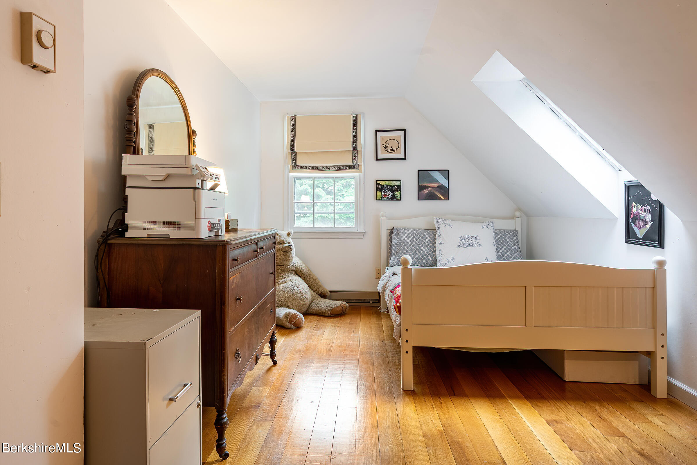 347 South Undermountain Road Sheffield, MA 01257 - Photo 26 of 31 26 2nd floor bedroom 2