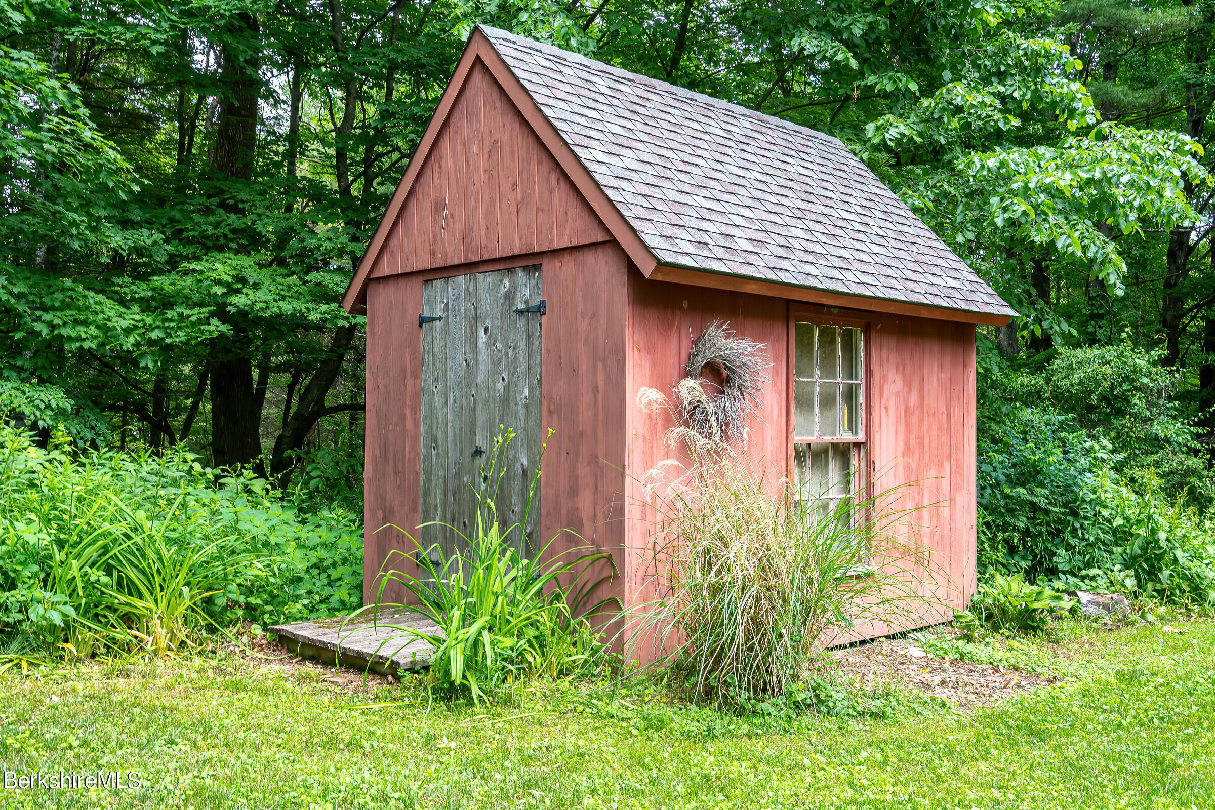 347 South Undermountain Road Sheffield, MA 01257 - Photo 31 of 31 31 garden shed