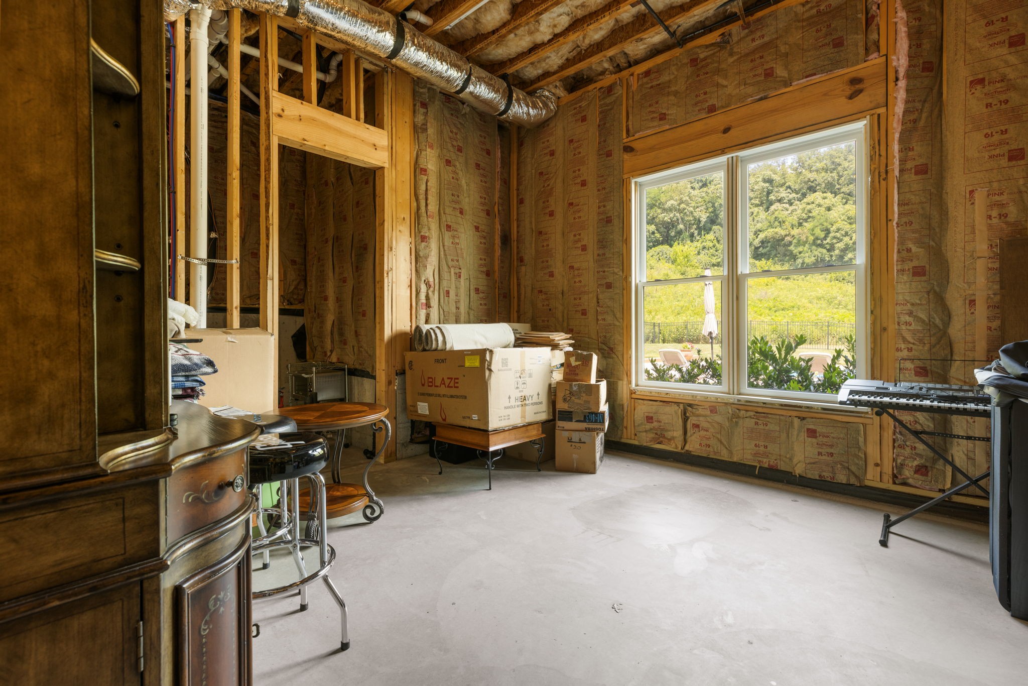 641 Legends Crest Drive Franklin, TN 37069 - Photo 66 of 99 a room with furniture and window