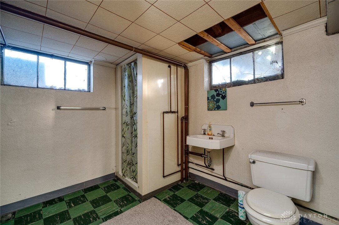 229 Brydon Road Kettering, OH 45419 - Photo 39 of 51 Gallery Image 39