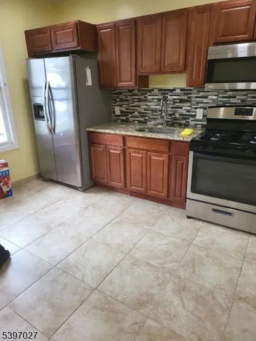 $675,000 | 1371 Clinton Avenue, Irvington, NJ 07111