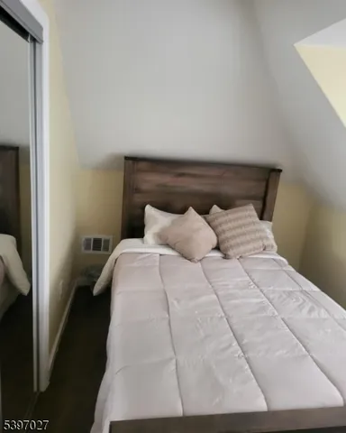 $675,000 | 1371 Clinton Avenue, Irvington, NJ 07111