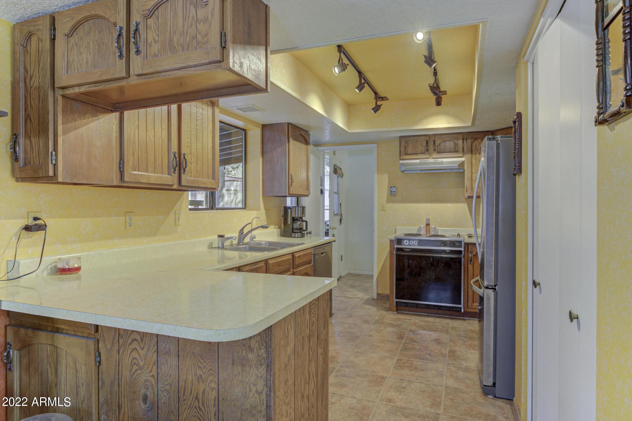 1103 North Matterhorn Road Payson, AZ 85541 - Photo 5 of 28 Kitchen (2)