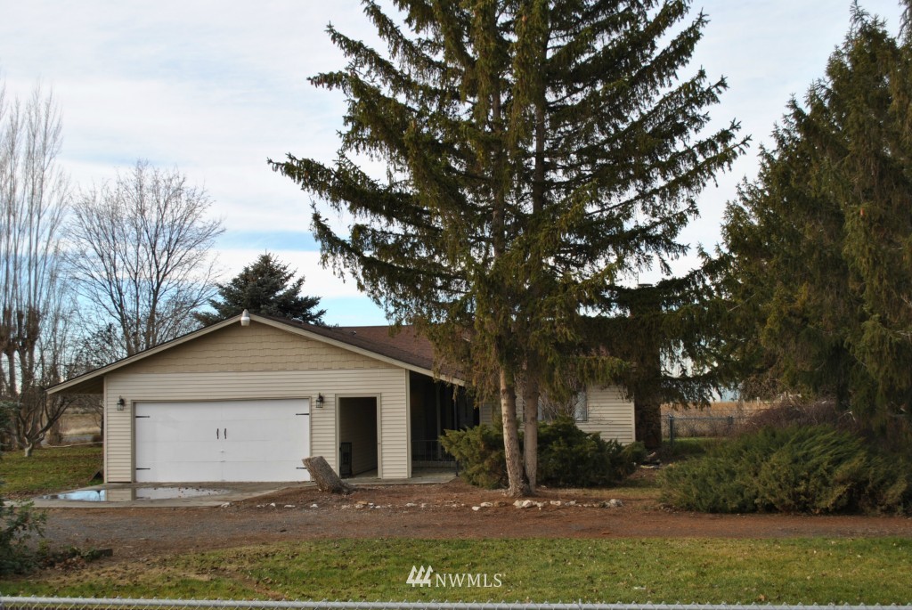 9986 Morgan Road Northeast Moses Lake, WA 98837 - Photo 1 of 15 Gallery Image 1