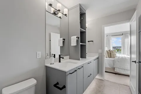 $435,000 | 16158 Eagleview Drive, Lakeville, MN 55044