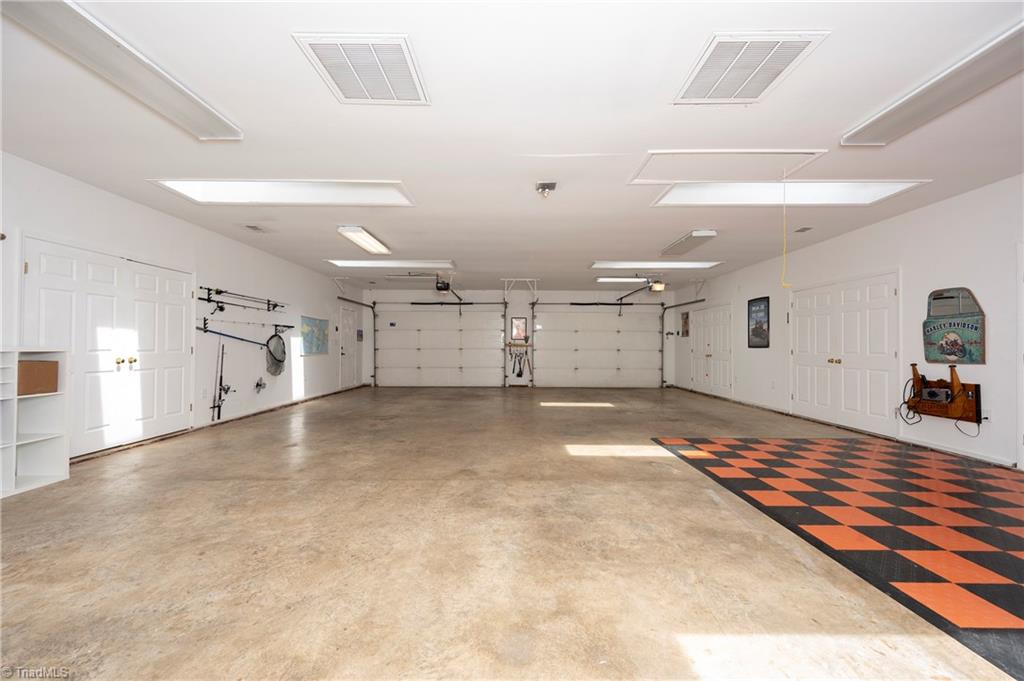 2164 Beckner Road Lexington, NC 27292 - Photo 28 of 50 4 car tandem garage. Room for your cars and boats.