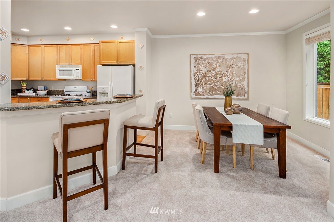 13809 Southeast Allen Road Bellevue, WA 98006 - Photo 8 of 27