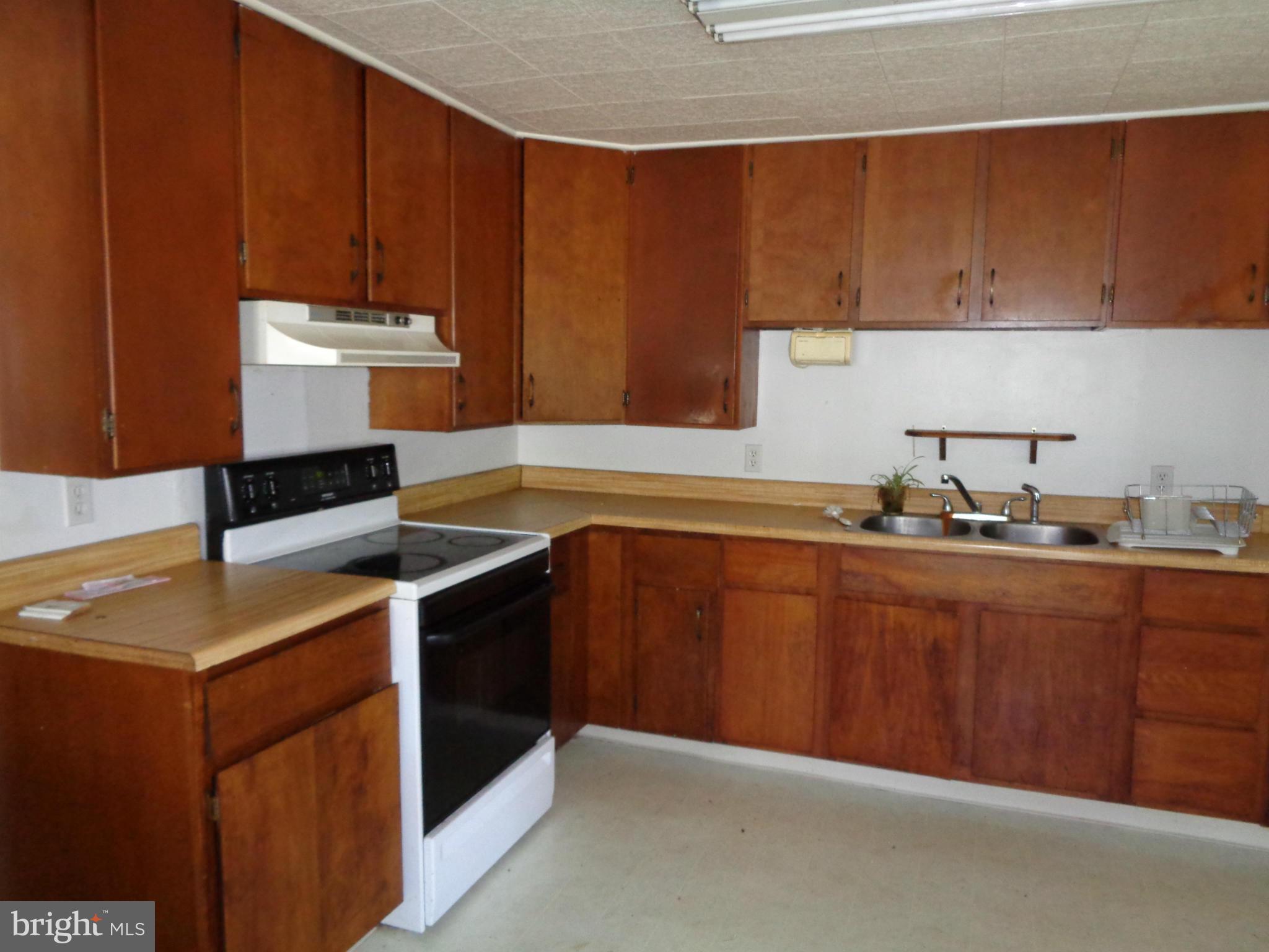 2295 Smith Point Road Nanjemoy, MD 20662 - Photo 8 of 27 Kitchen