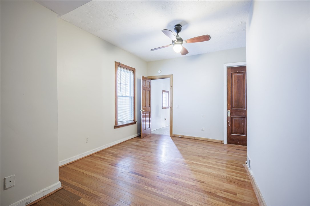 366 Tremont Street Rochester, NY 14608 - Photo 15 of 32
