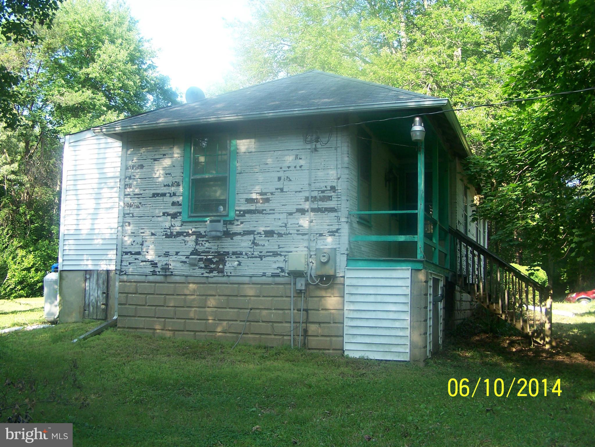 8700 Pine Avenue Bowie, MD 20715 - Photo 14 of 14 Exterior (Rear)