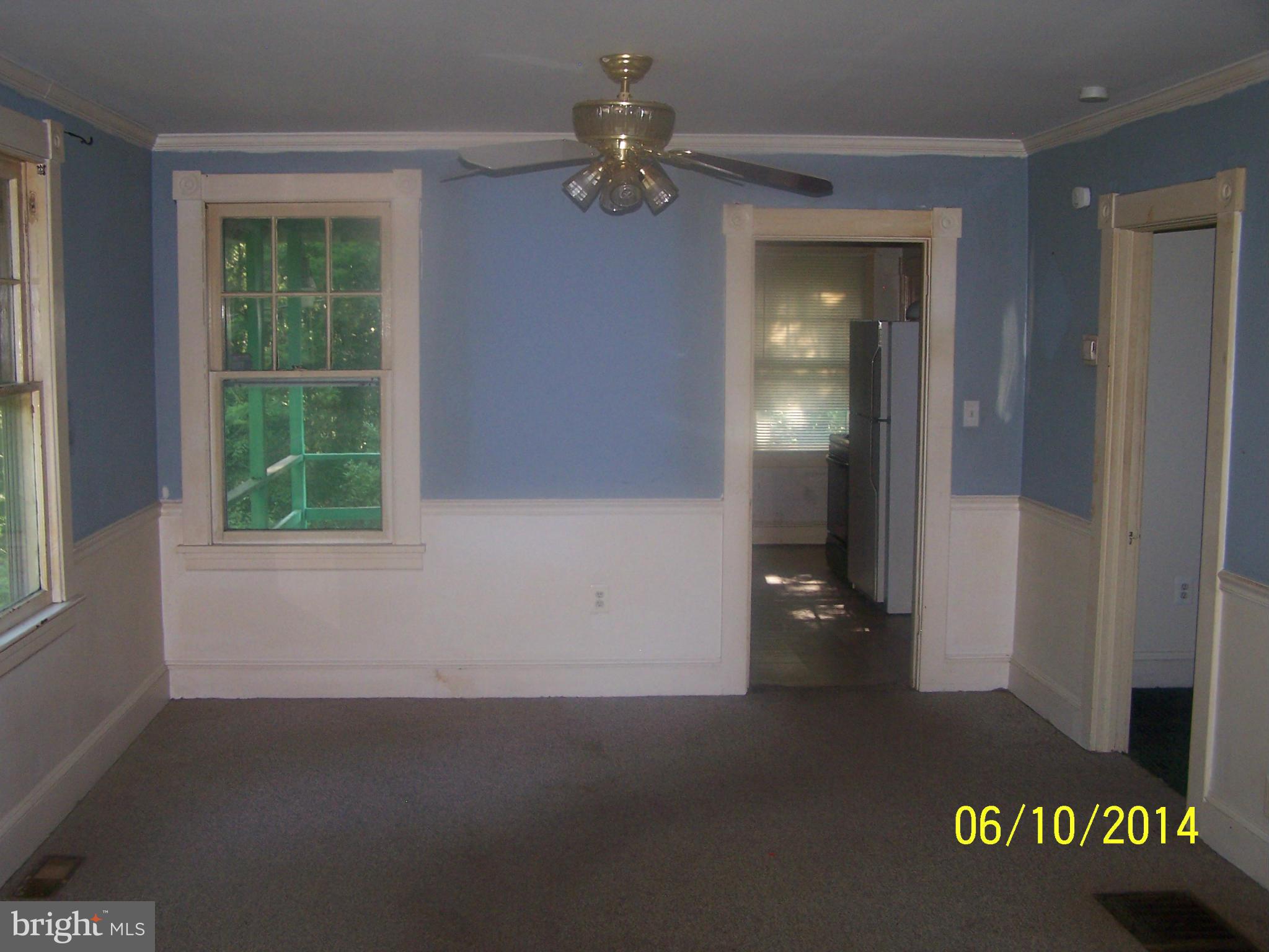 8700 Pine Avenue Bowie, MD 20715 - Photo 3 of 14 Dining Area