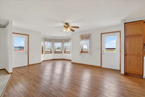$349,900 | 1936 Hoosier Road, Franklin Grove, IL 61031