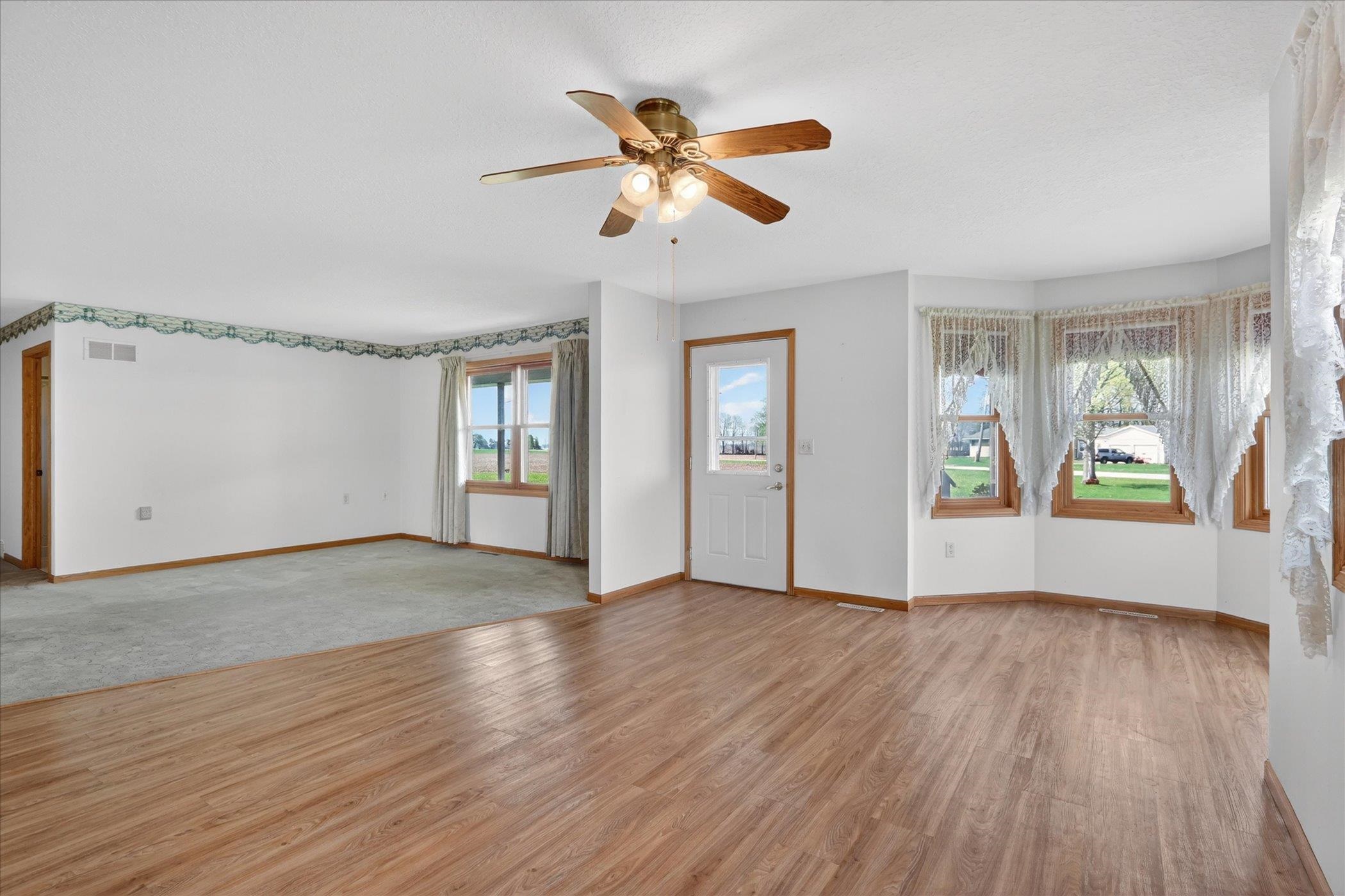 1936 Hoosier Road Franklin Grove, IL 61031 - Photo 18 of 51