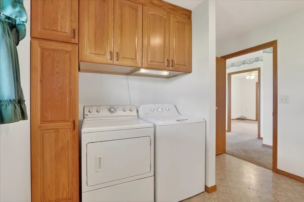 $349,900 | 1936 Hoosier Road, Franklin Grove, IL 61031