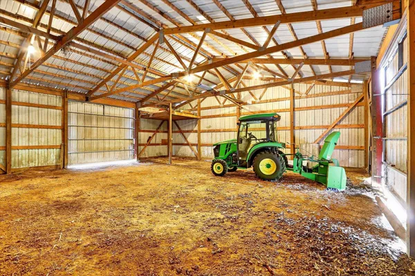 $349,900 | 1936 Hoosier Road, Franklin Grove, IL 61031