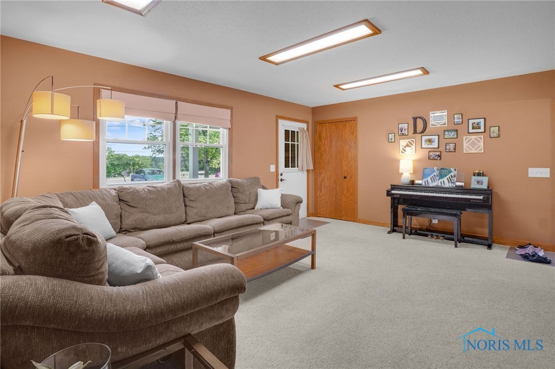 5914 North River Road Waterville, OH 43566 - Photo 8 of 40 Gallery Image 8