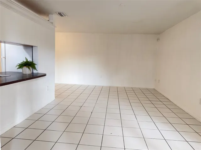 $2,250 | 15675 Southwest 74th Cir Drive, Unit 3, Miami, FL 33193