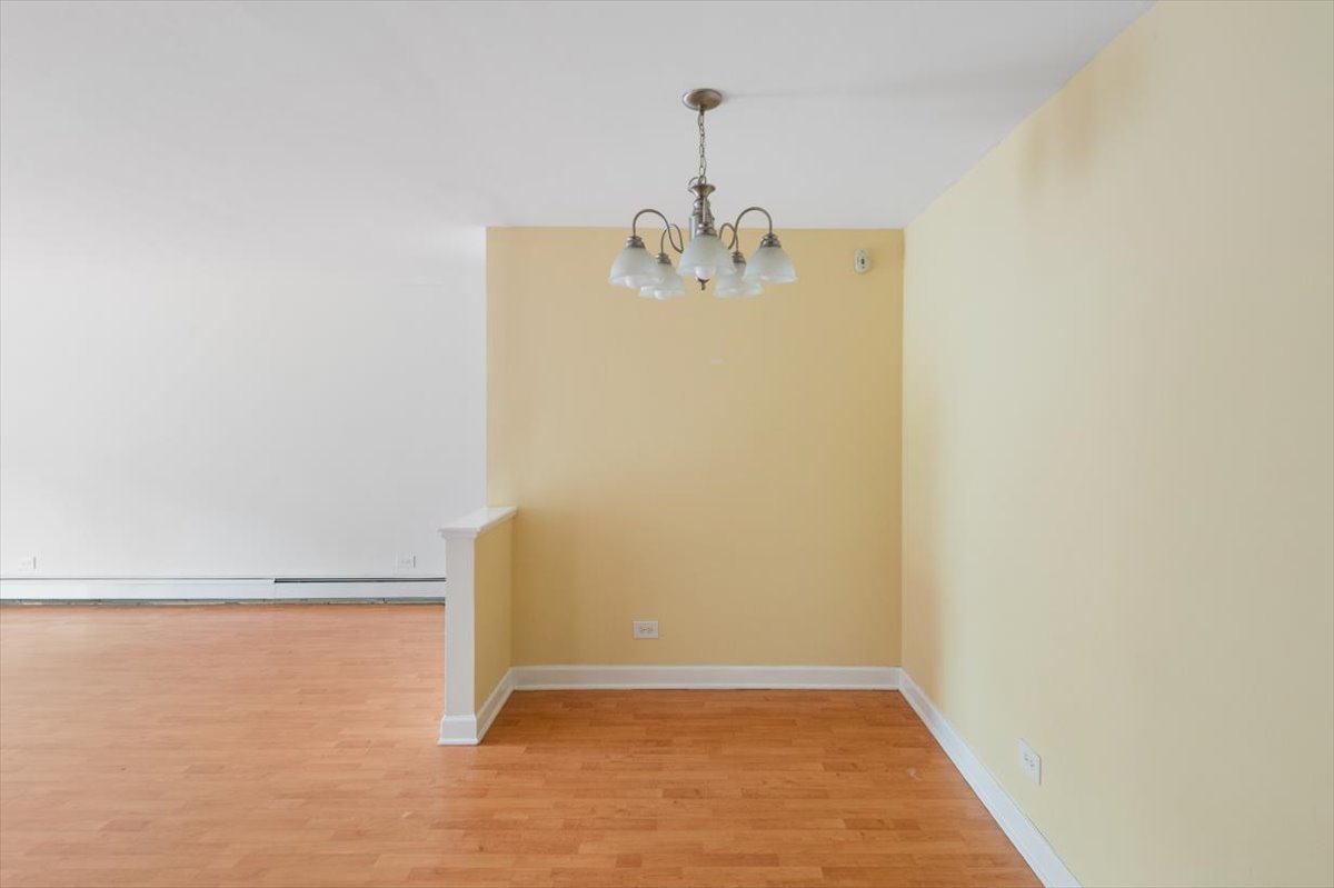 8232 Niles Center Road, Unit 214 Skokie, IL 60077 - Photo 11 of 20