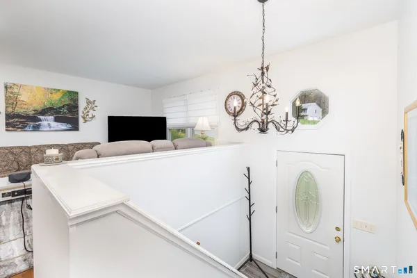 $385,000 | 182 Osborn Road, Naugatuck, CT 06770