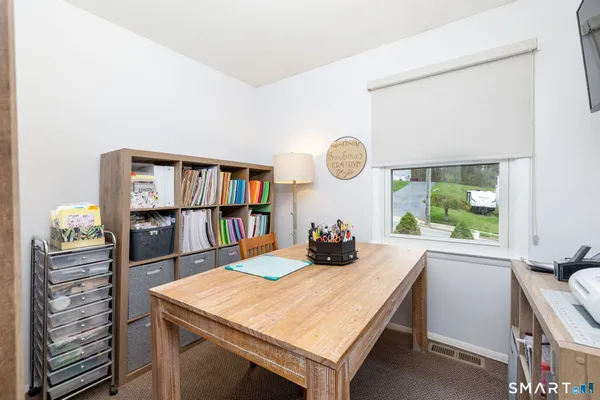 $385,000 | 182 Osborn Road, Naugatuck, CT 06770