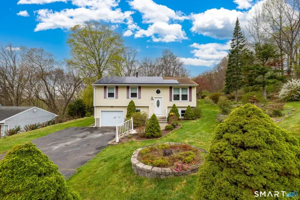 $385,000 | 182 Osborn Road, Naugatuck, CT 06770